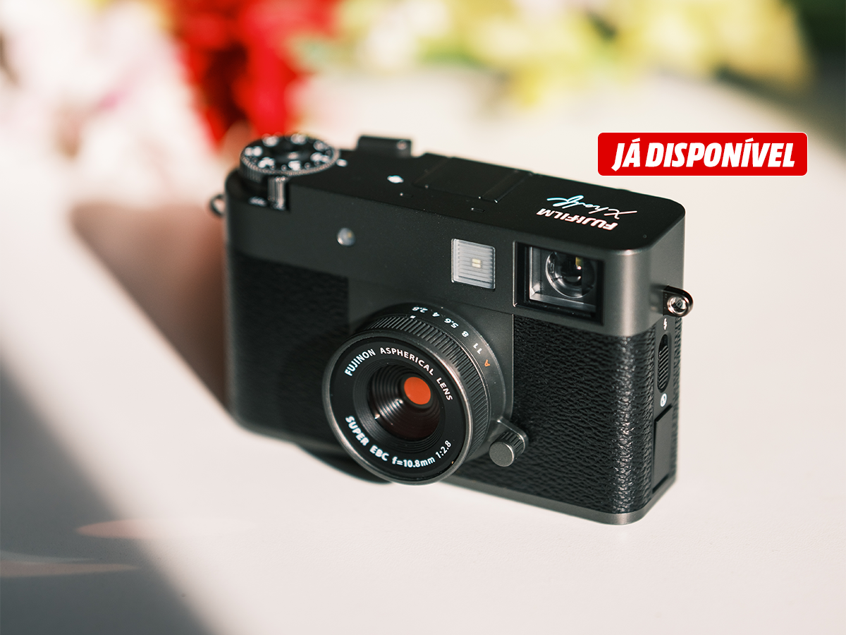 Fujifilm X-Half